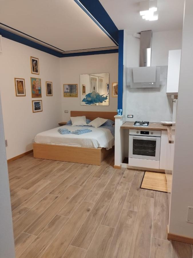 In Blu Santo Ospedale Apartment Padova Bagian luar foto